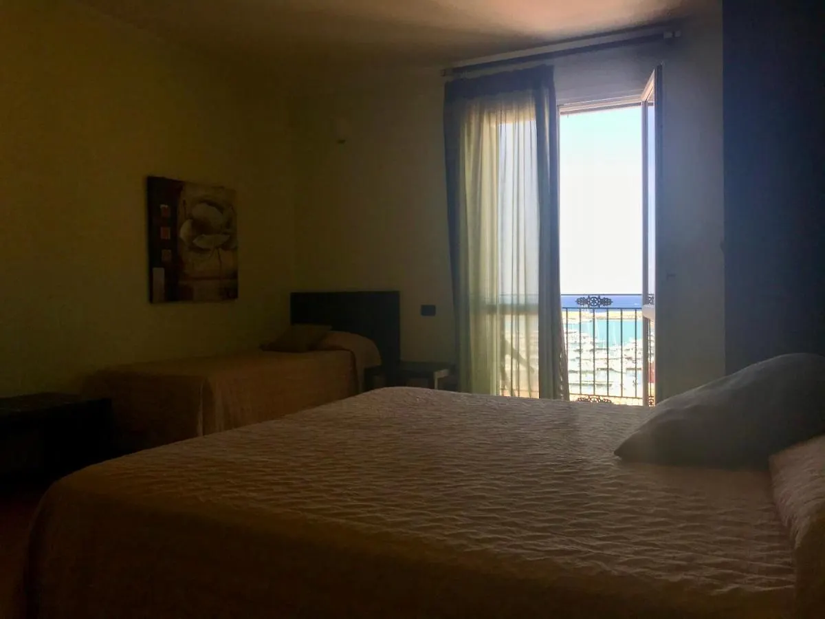 Castellammare Smart Rooms Castellammare del Golfo 0*,  Olaszország
